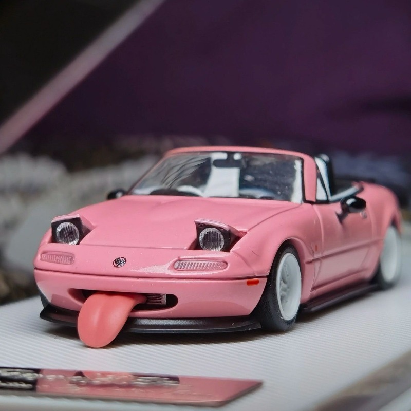 Home Decor Happy - 1:32 Scale Mazda MX-5 Diecast Alloy